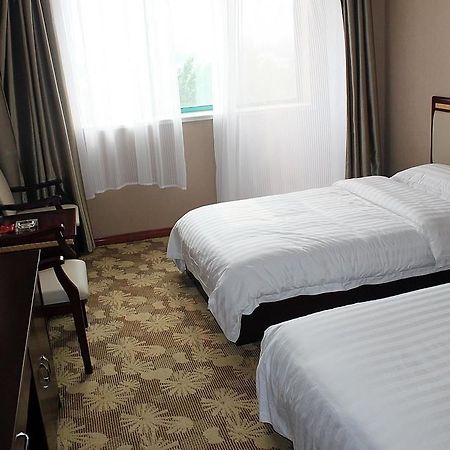 China Rushan Champs Elysees Hotel Shandong Exteriör bild